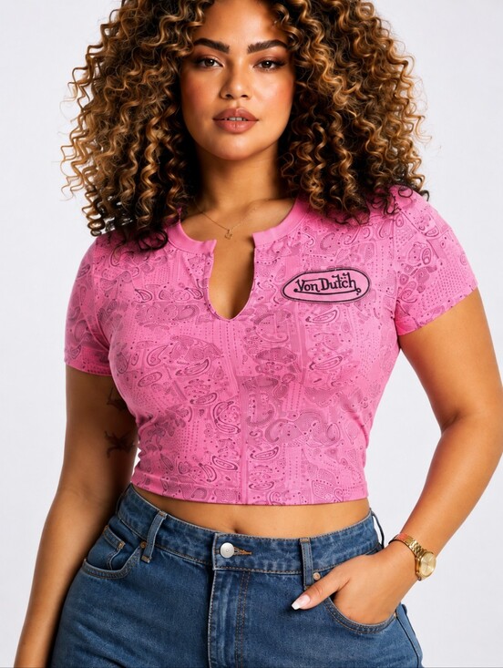 Von Dutch Tops - VON DUTCH PINK PAISLEY BABY TEE CROP TOP NWT XL